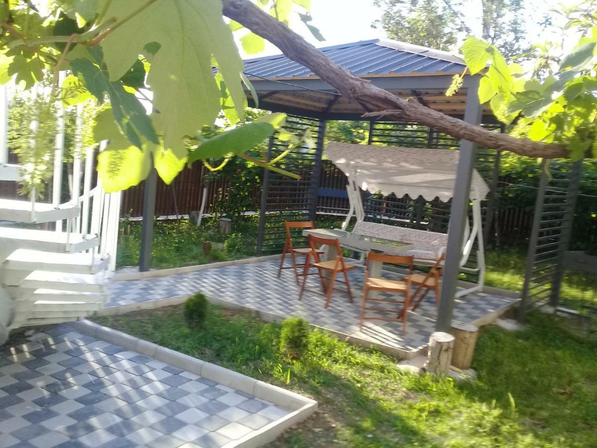Guest House Medea Kutaisi Eksteriør bilde